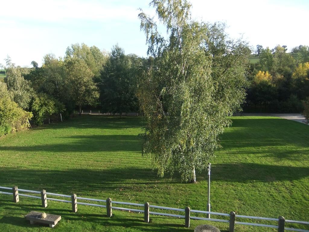 Gites De L'Aumondiere Conde-sur-Noireau ห้อง รูปภาพ